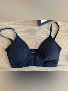 Abercrombie & Fitch Black Wireless Bra